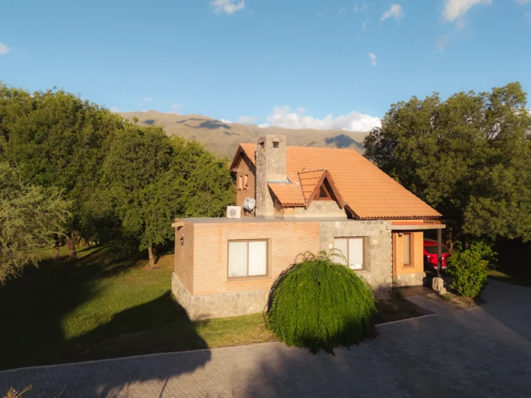 Cabaña Boysen con vista a las sierras