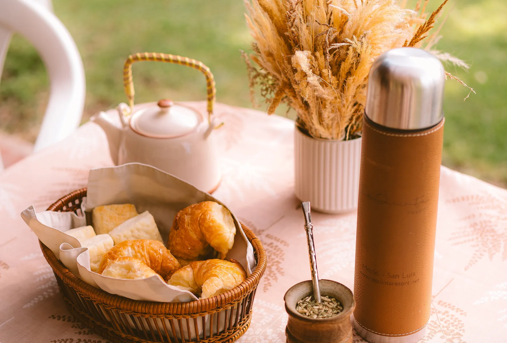 Merienda en cabaña de Merlo, San Luis