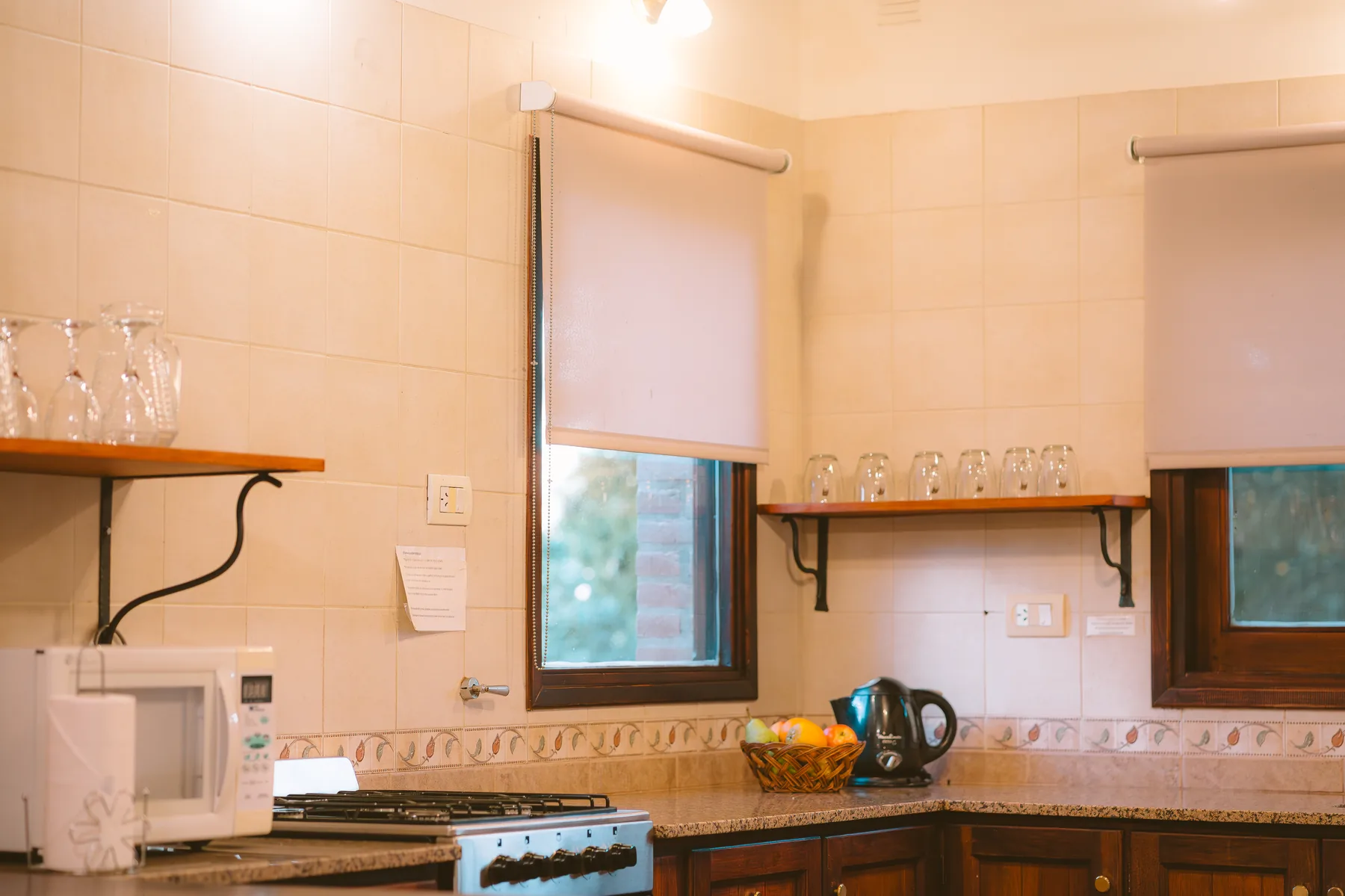 cabaña-corinto-cocina-ventanal