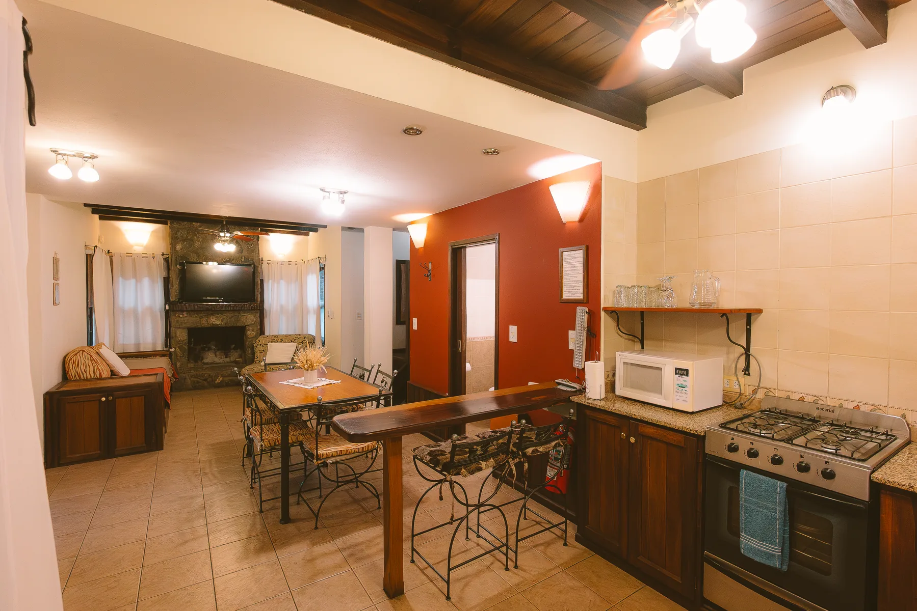 cabaña-corinto-living-comedor