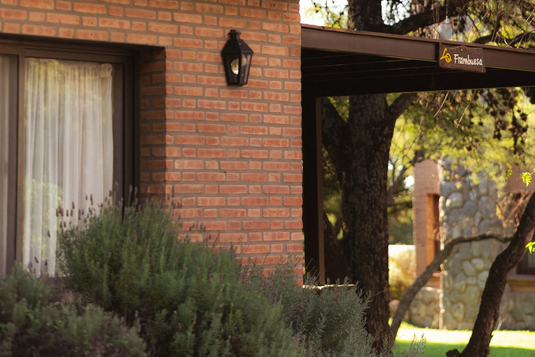 cabaña-frambuesa-entrada