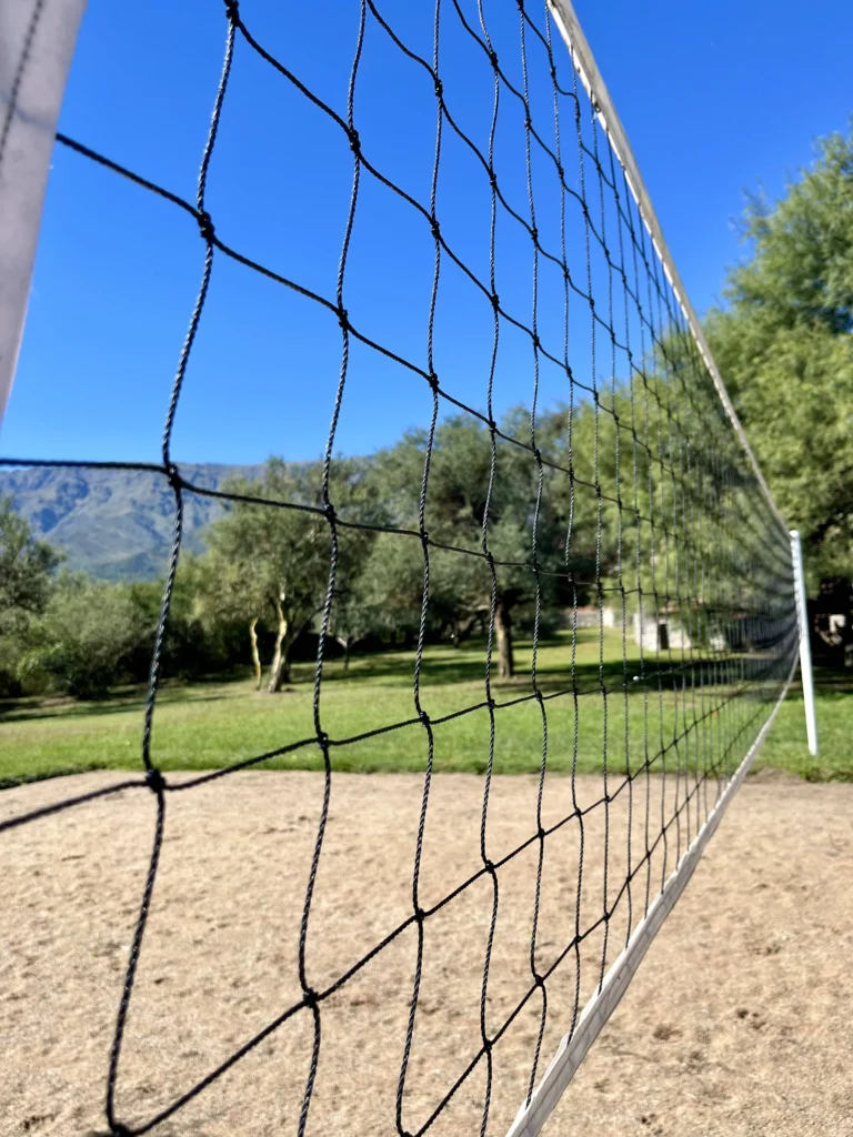 Cancha de vóley en el parque de La Quinta Resort