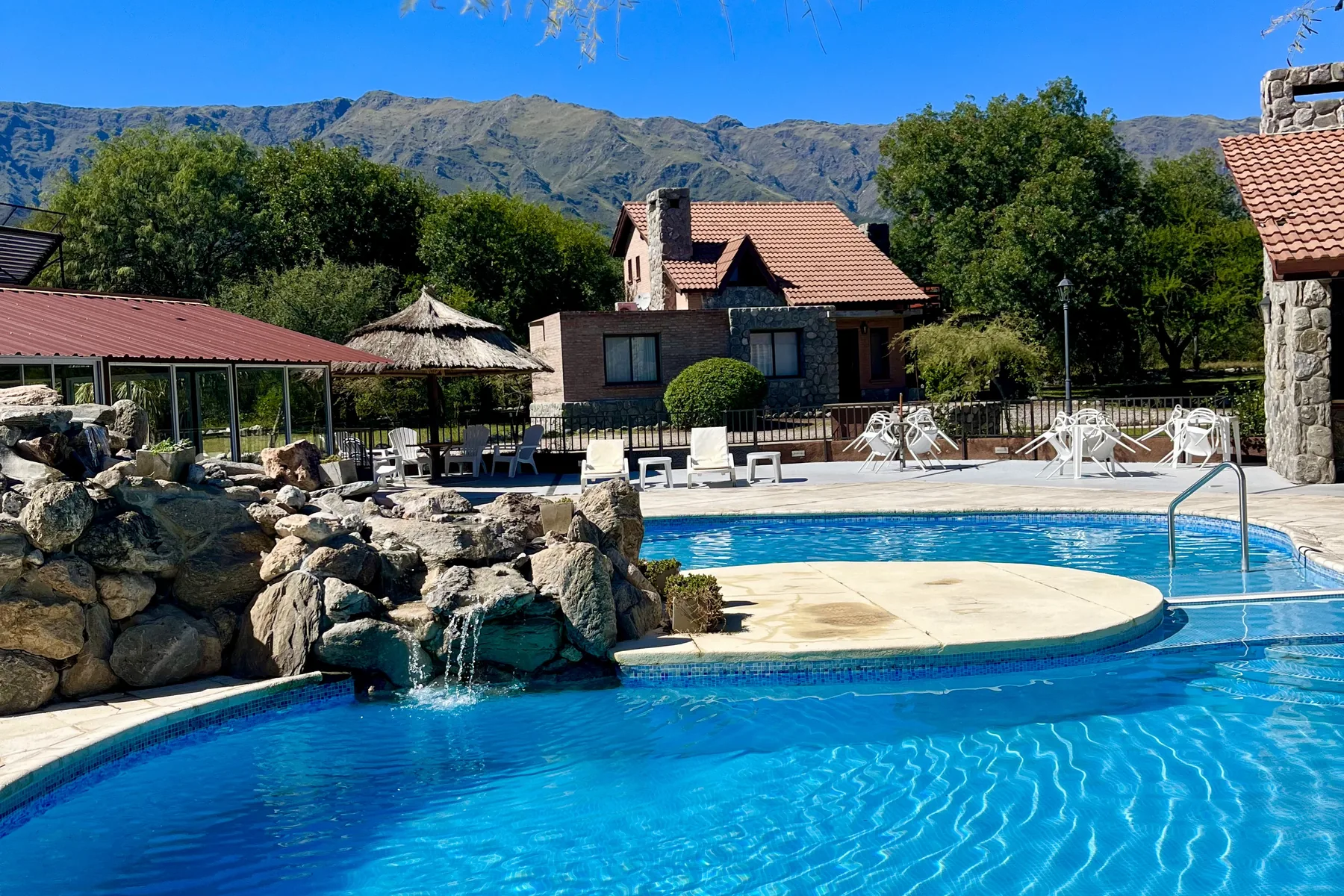 la-quinta-resort-piscina-y-sierras