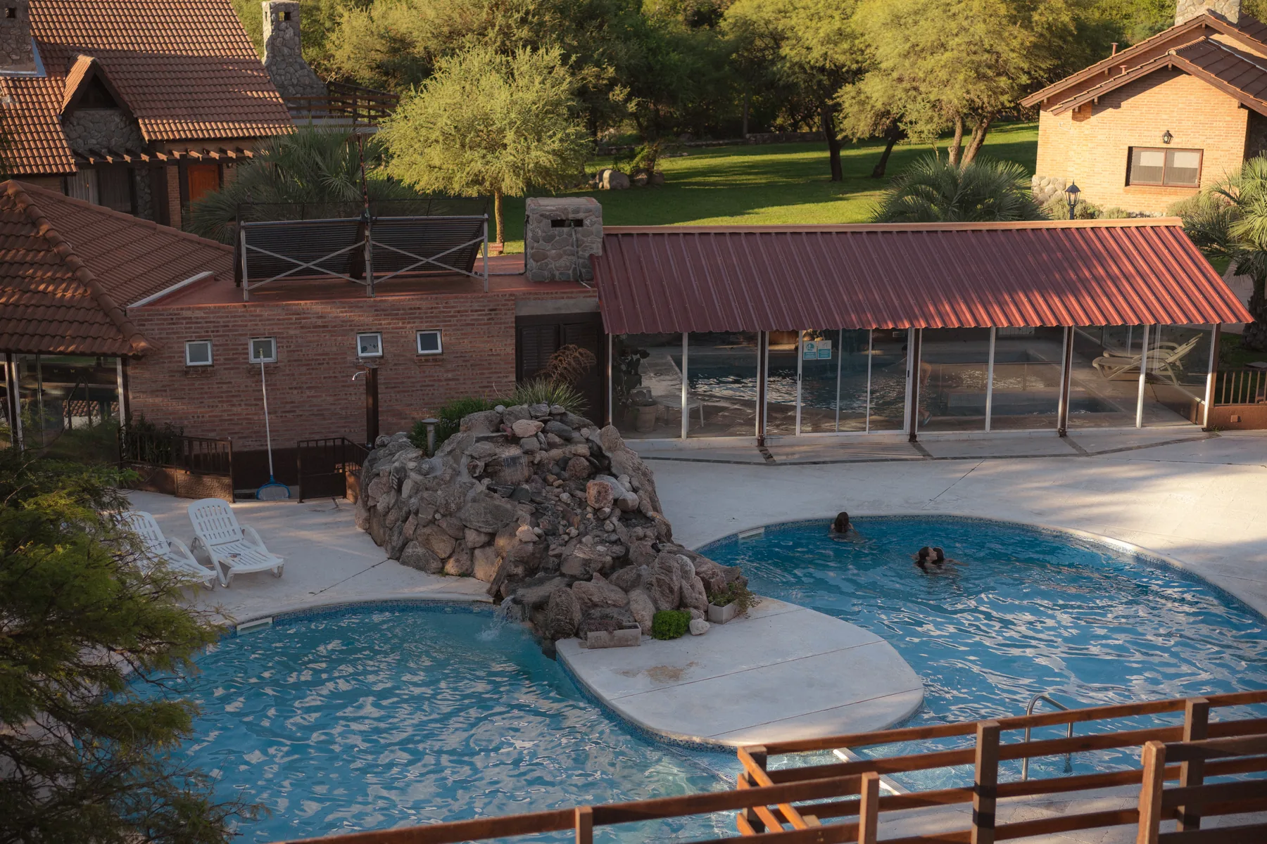 Vista aérea de las piscinas de La Quinta Resort