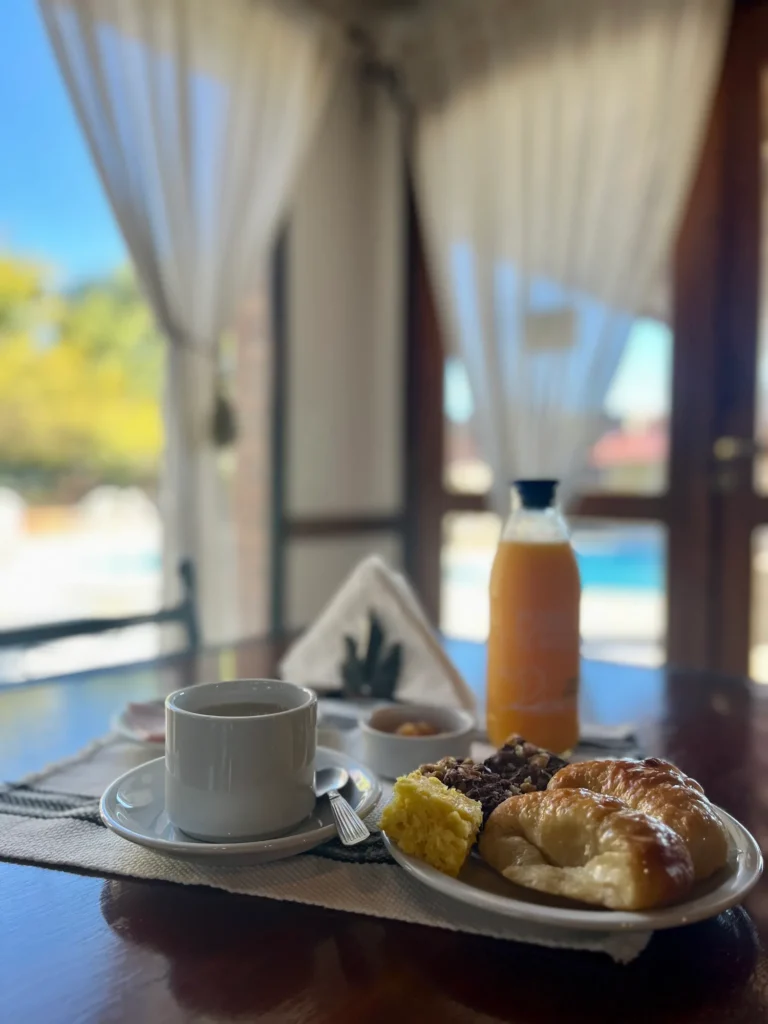 Merienda casera con vista a la pileta